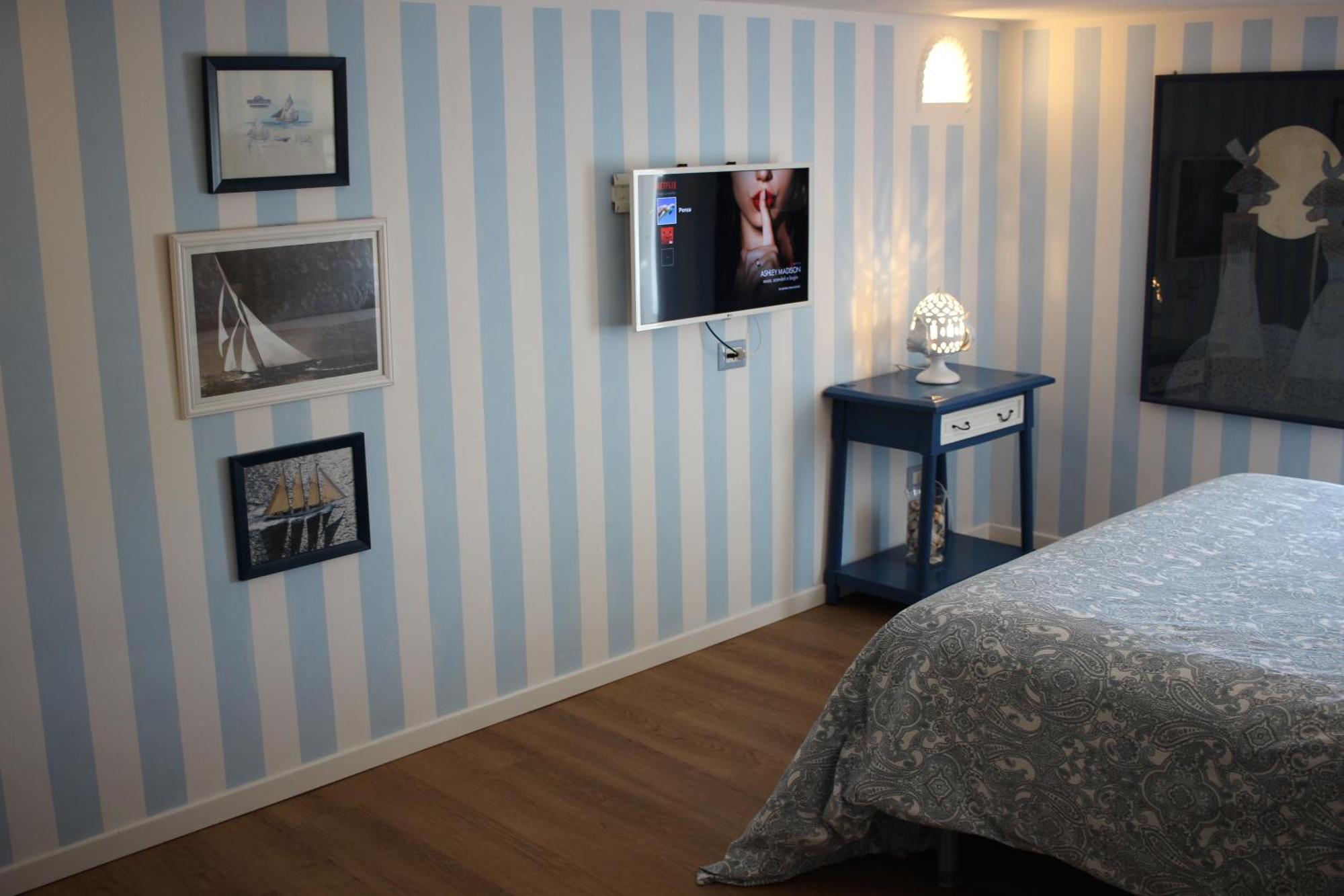 La Mansarda Sul Porto Apartment Ponza Luaran gambar