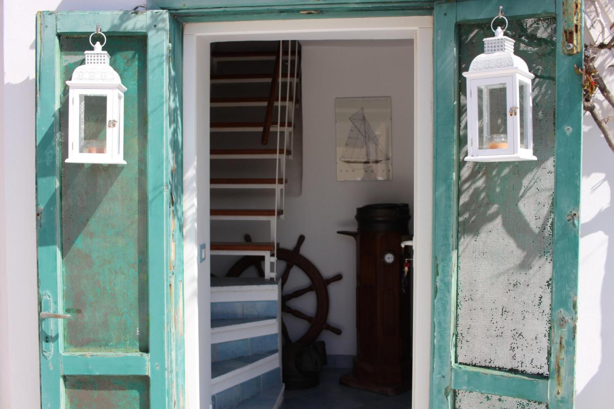 La Mansarda Sul Porto Apartment Ponza Luaran gambar