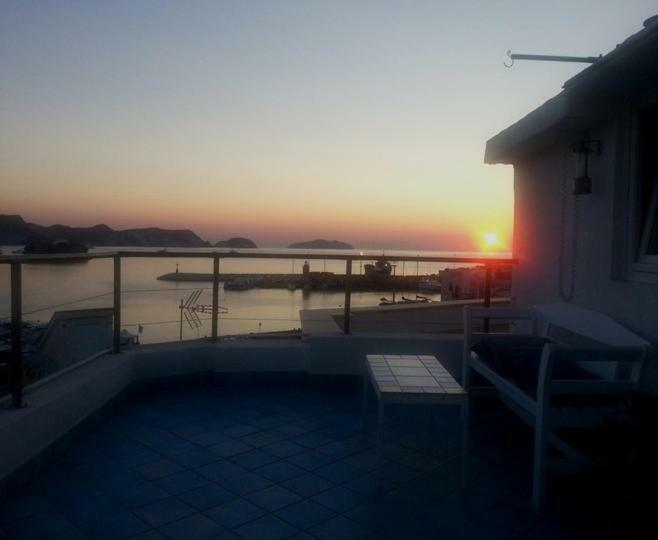 La Mansarda Sul Porto Apartment Ponza Luaran gambar